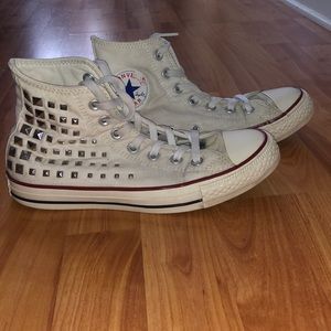 Converse